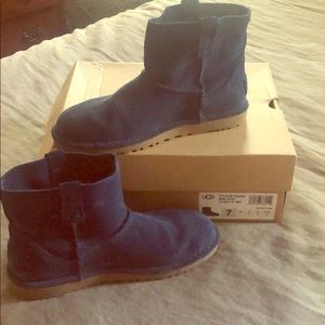 UGG mini perforated boot